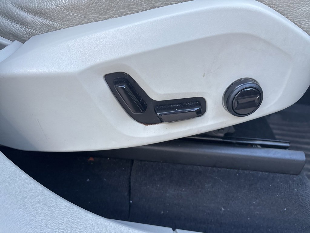 Used 2020 Volvo XC90 T6 Momentum w/ Protection Package Premier image 47