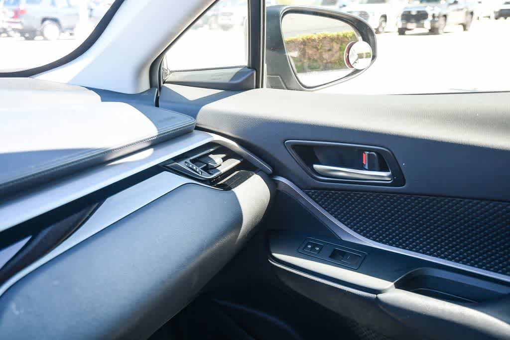 Used 2021 Toyota C-HR LE FWD image 21