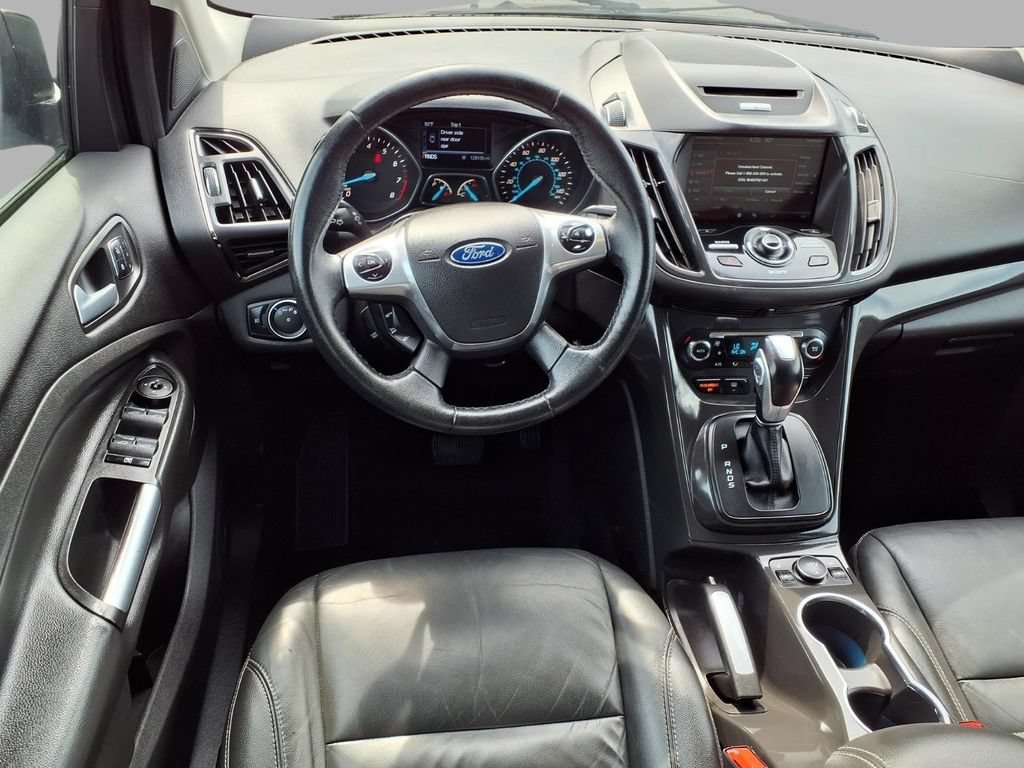 Used 2015 Ford Escape Titanium AWD/4WD image 4