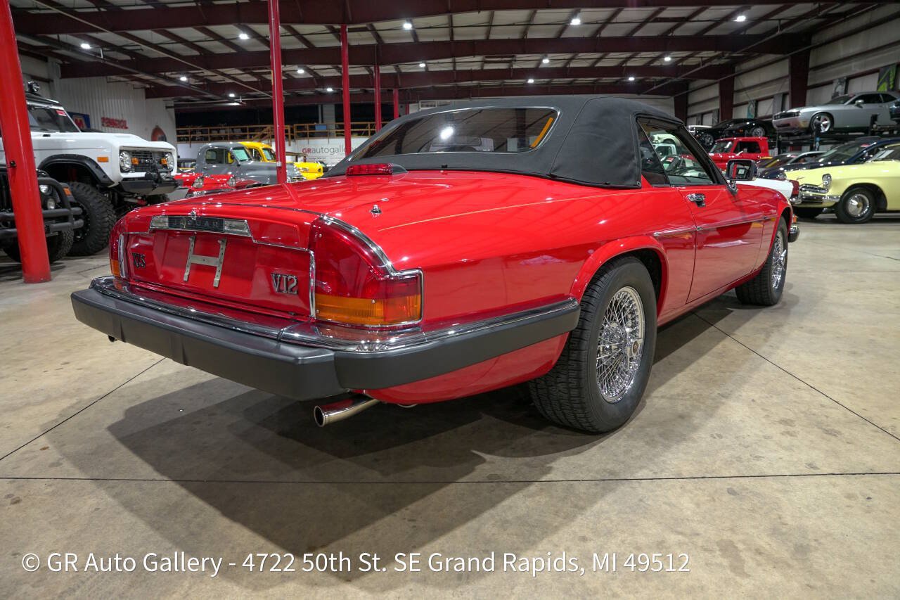Used 1989 Jaguar XJS V12 Convertible RWD image 24