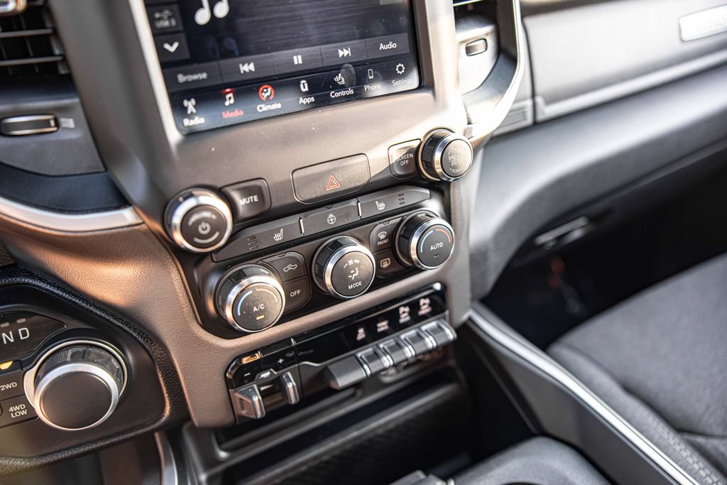 Used 2020 RAM 1500 Big Horn AWD/4WD image 23