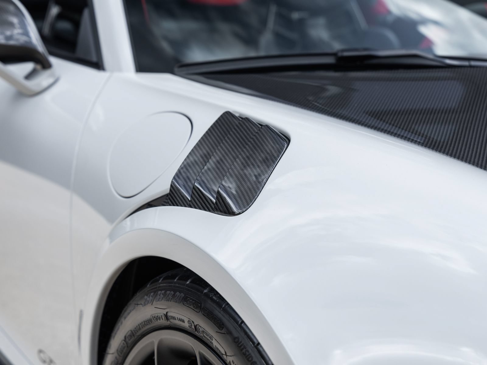 Certified 2019 Porsche 911 GT2 RS RWD image 34