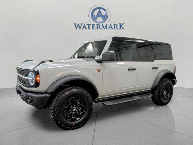 New 2026 Ford Bronco Badlands AWD/4WD image 1