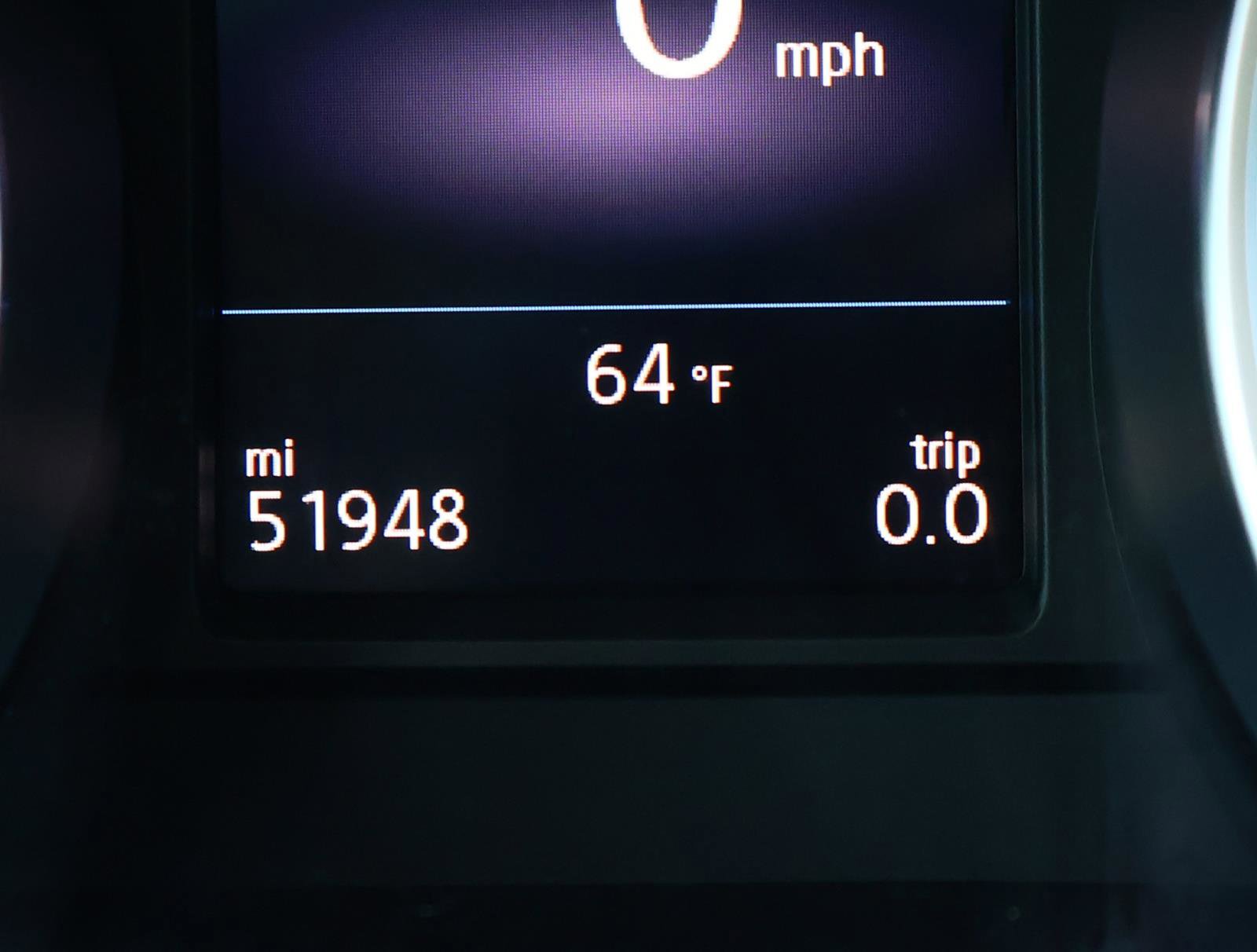 Used 2020 Volkswagen Tiguan SE image 31