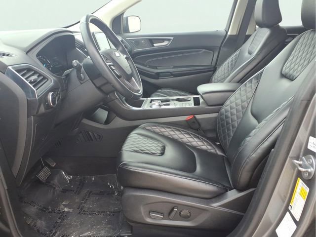 Used 2024 Ford Edge Titanium image 19