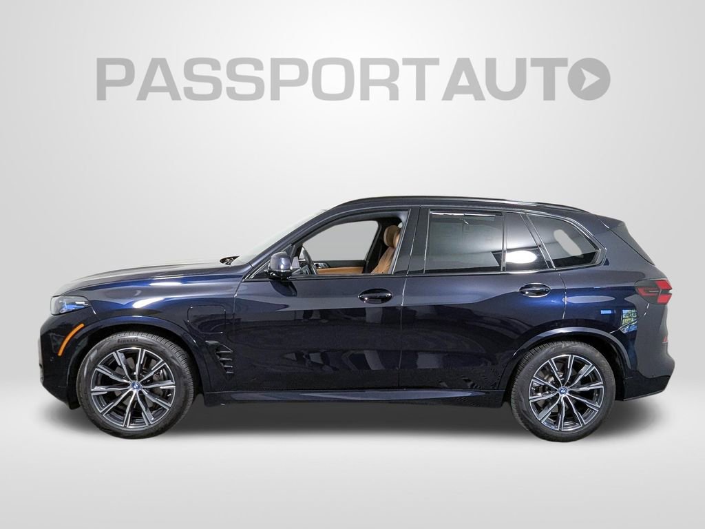 Used 2025 BMW X5 xDrive50e w/ M Sport Package AWD/4WD image 2