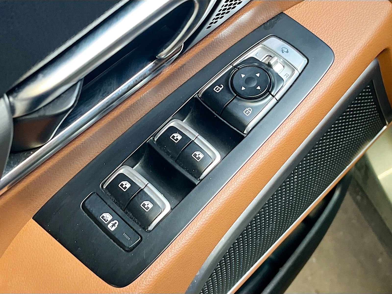 Used 2024 Kia Telluride EX X-Line AWD/4WD image 18