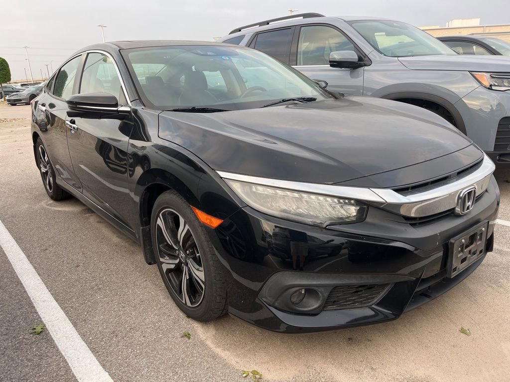 Used 2016 Honda Civic Touring image 2