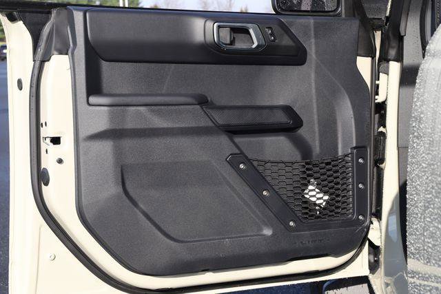 New 2026 Ford Bronco Outer Banks w/ Sasquatch Package image 18