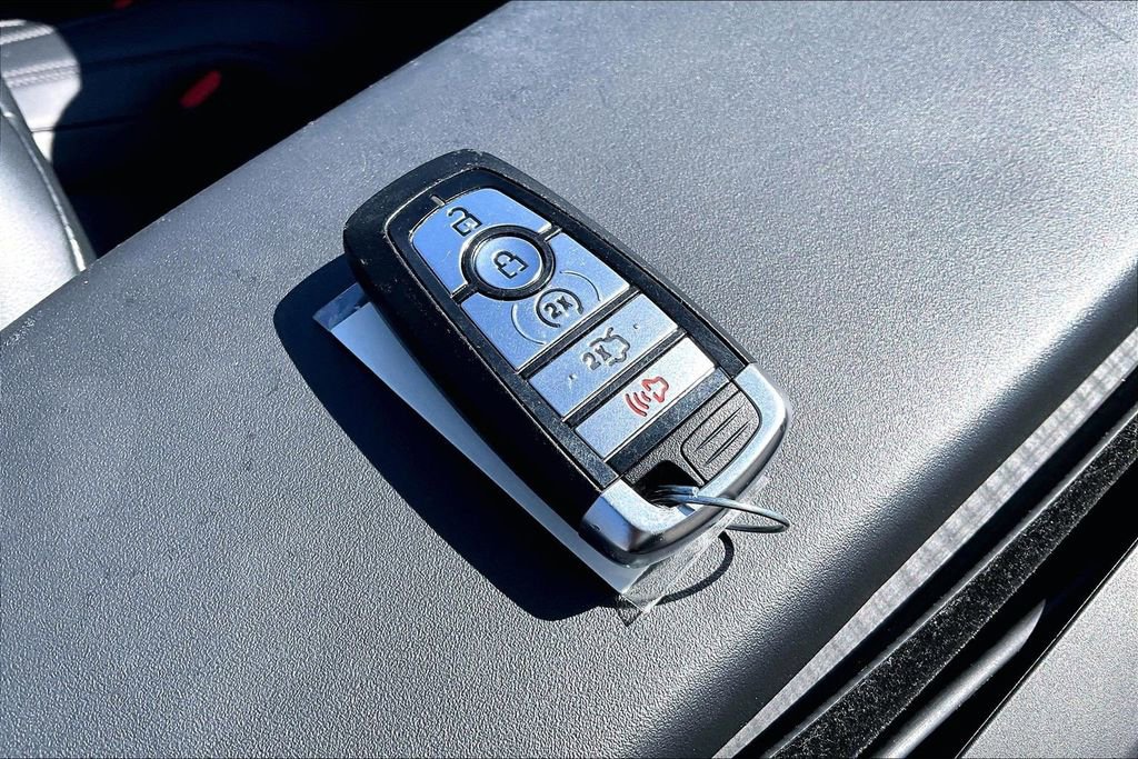 Used 2025 Ford Mustang Premium image 11