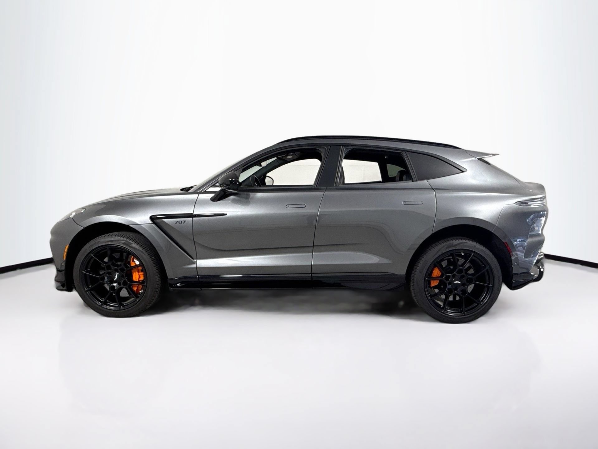 Used 2023 Aston Martin DBX 707 AWD/4WD image 4