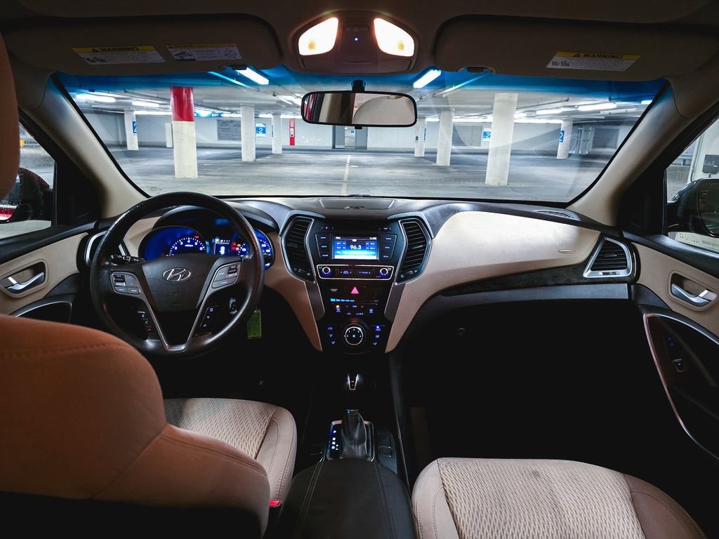 Used 2018 Hyundai Santa Fe Sport image 3