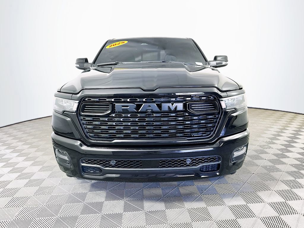 Used 2025 RAM 1500 Big Horn AWD/4WD image 4