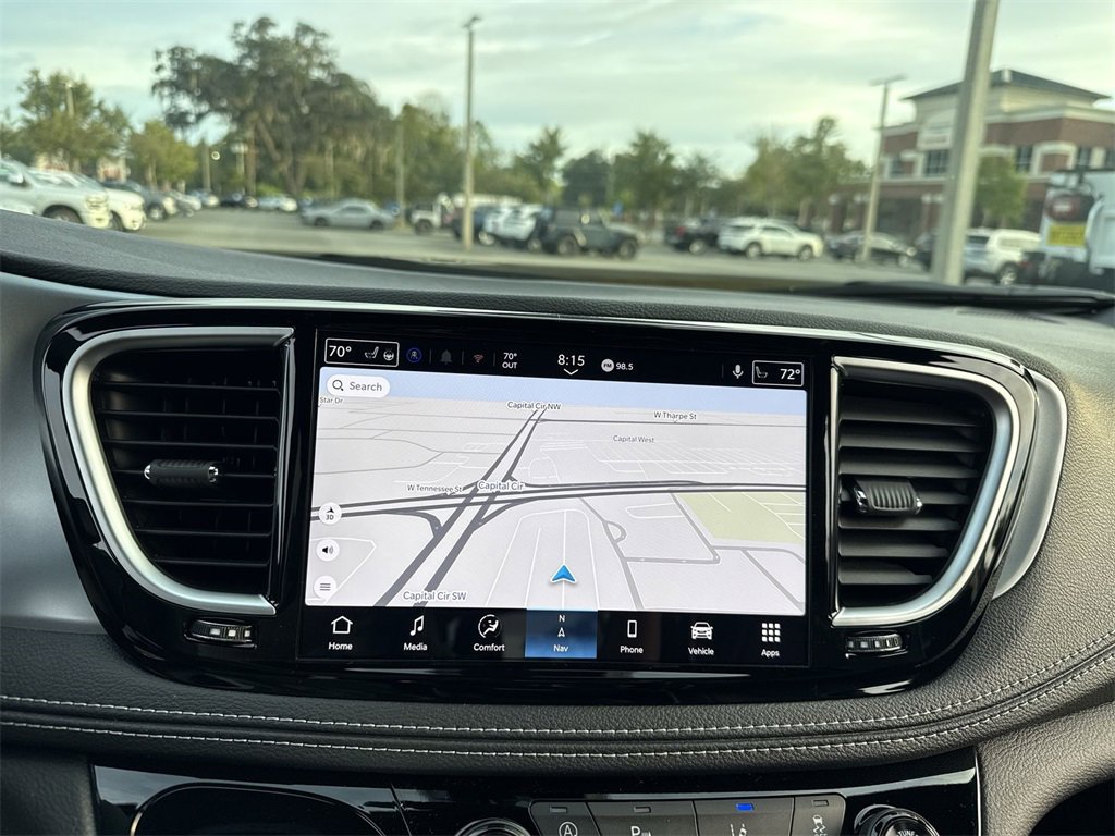 New 2026 Chrysler Pacifica Limited w/ S Appearance Package image 25