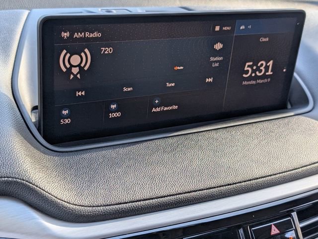 Used 2024 Acura MDX SH-AWD image 28