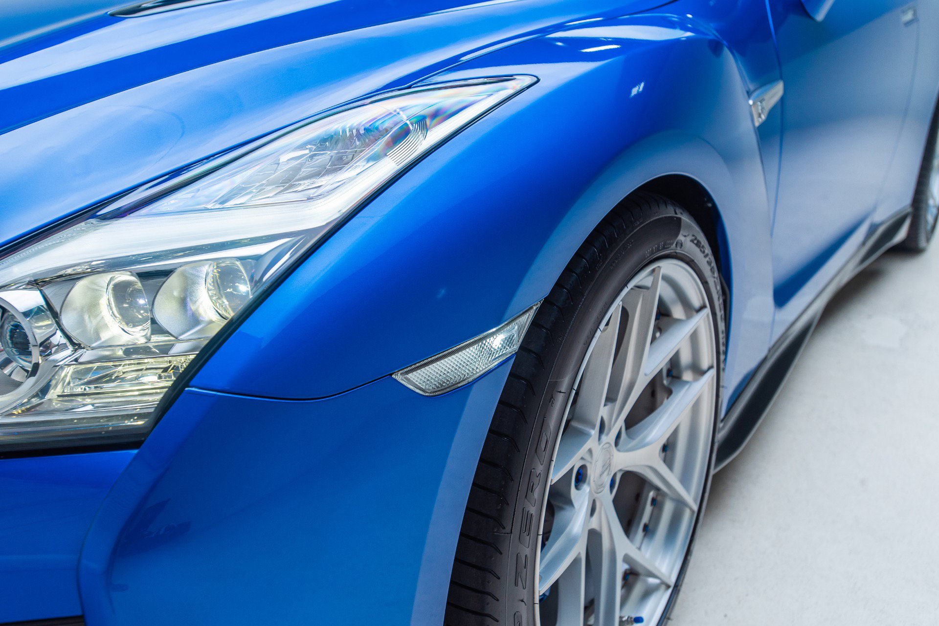 Used 2021 Nissan GT-R Premium AWD/4WD image 21