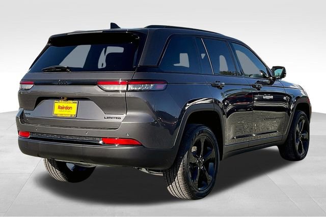 New 2024 Jeep Grand Cherokee Limited w/ Black Appearance Package image 16