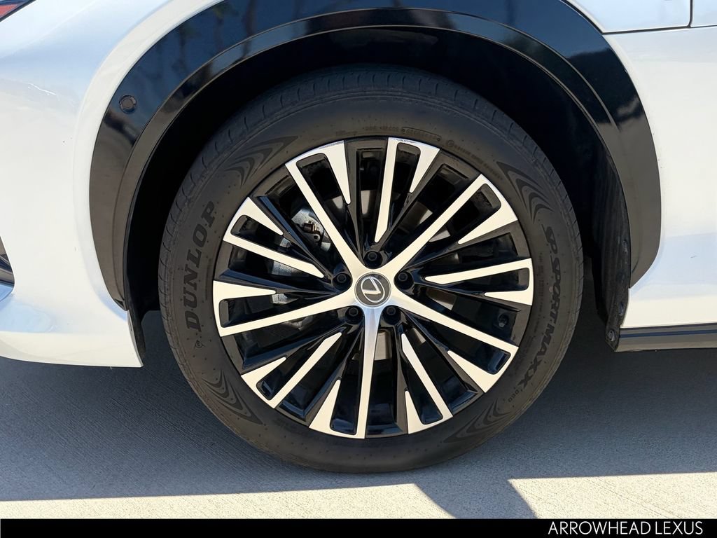 Used 2024 Lexus RZ 300e Premium w/ Technology Package FWD image 10