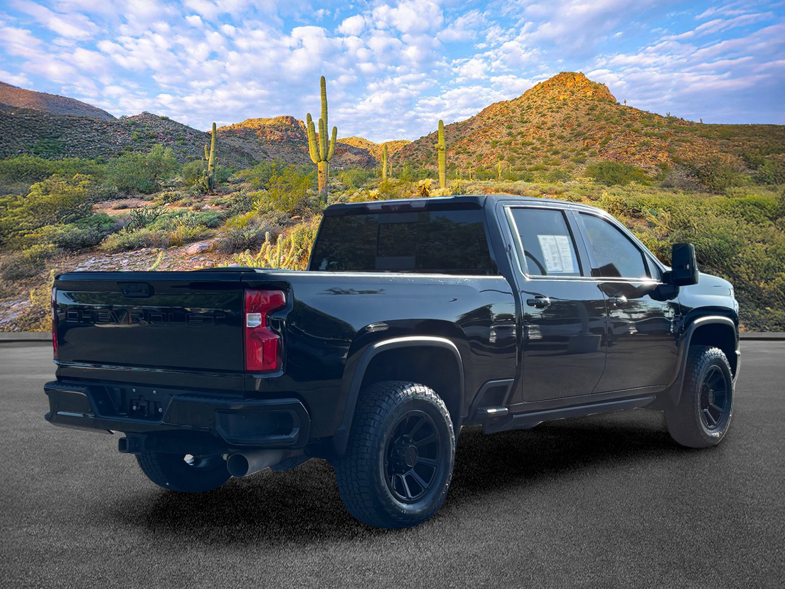 Used 2022 Chevrolet Silverado 2500 High Country w/ Z71 Off-Road Package AWD/4WD image 4