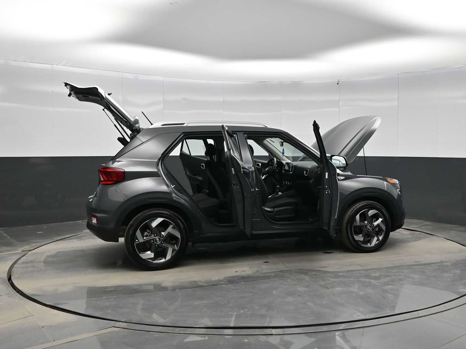 Certified 2024 Hyundai Venue SEL image 41