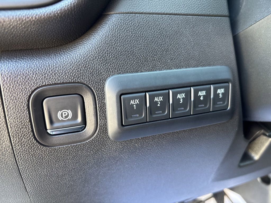 New 2025 Chevrolet Silverado 3500 W/T w/ WT Convenience Package AWD/4WD image 24