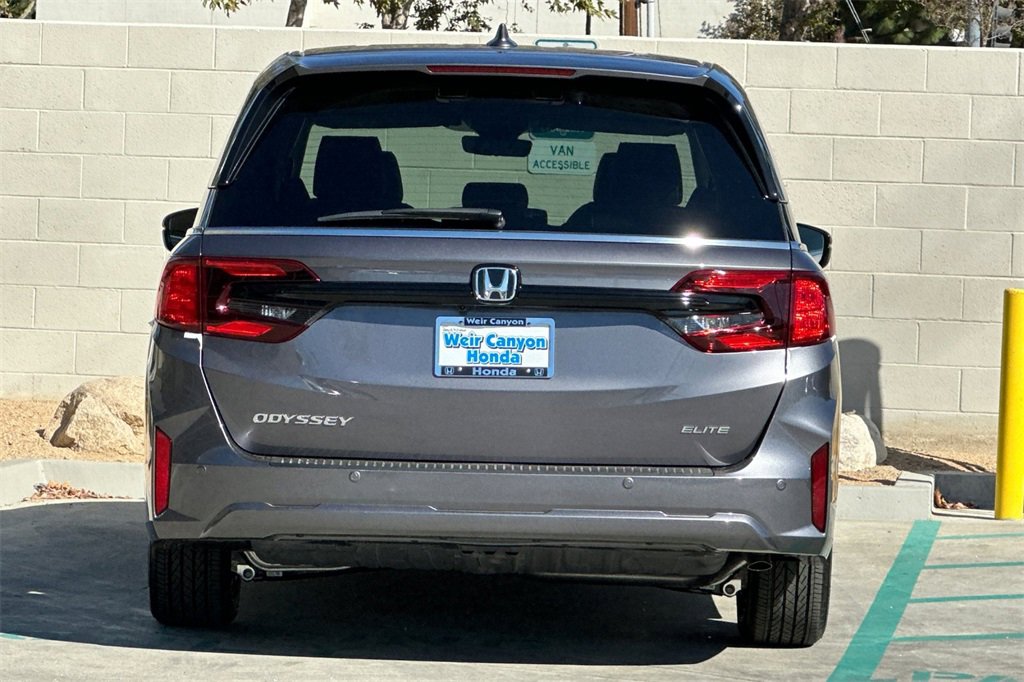 New 2026 Honda Odyssey Elite image 5