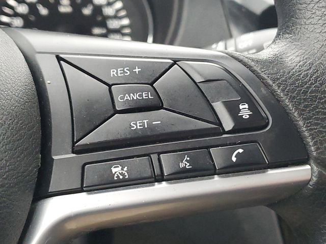 Used 2019 Nissan Rogue SV image 23