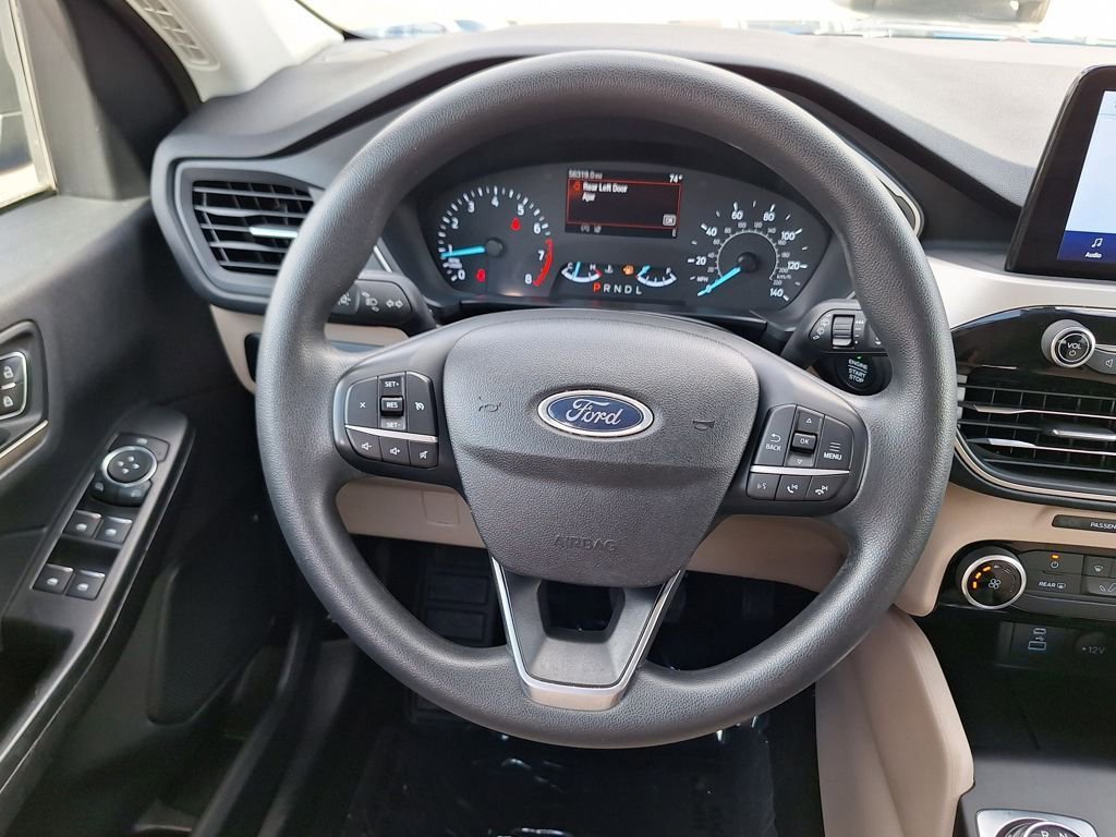 Used 2022 Ford Escape SE image 15