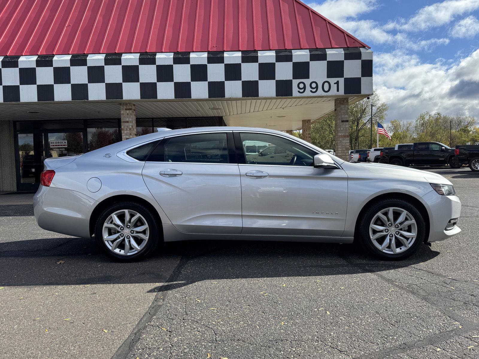 Used 2019 Chevrolet Impala LT FWD image 8