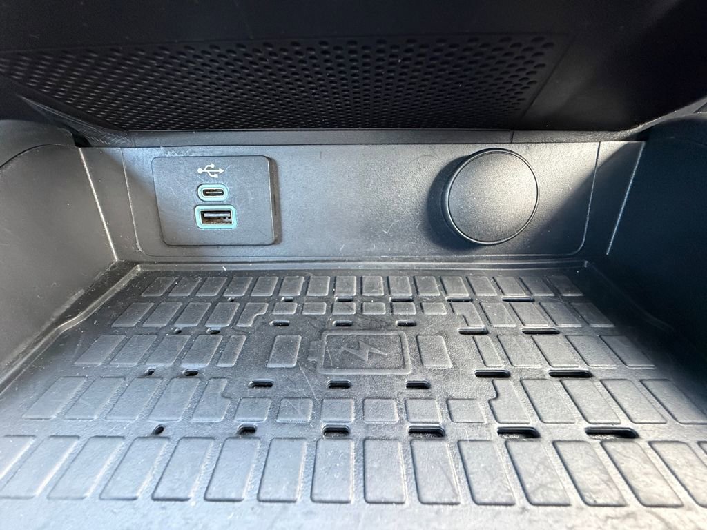 Used 2024 Ford Mustang Premium RWD image 29