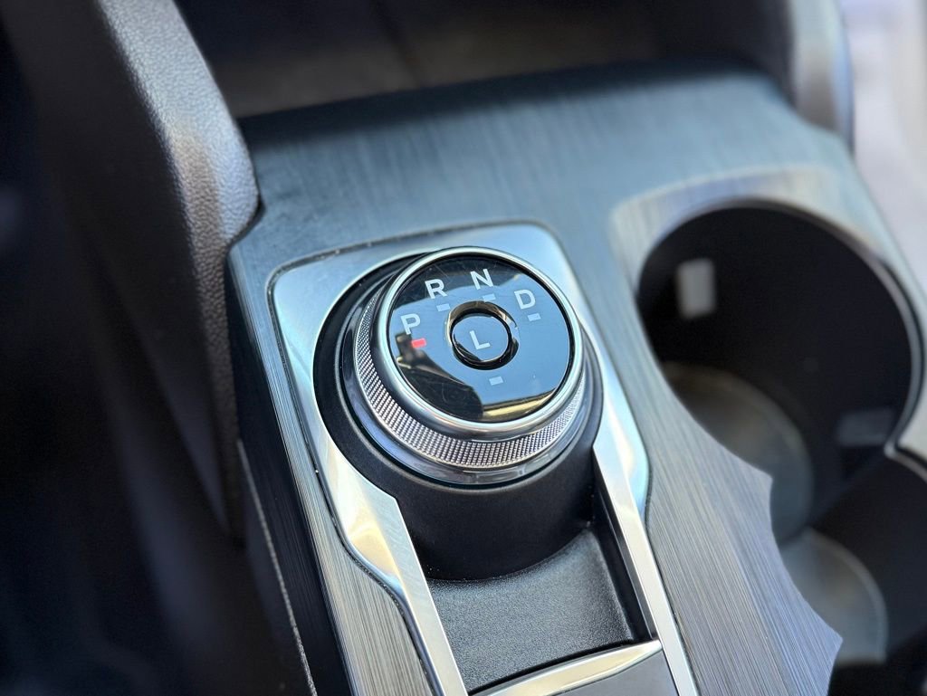 Used 2023 Ford Escape SE image 16