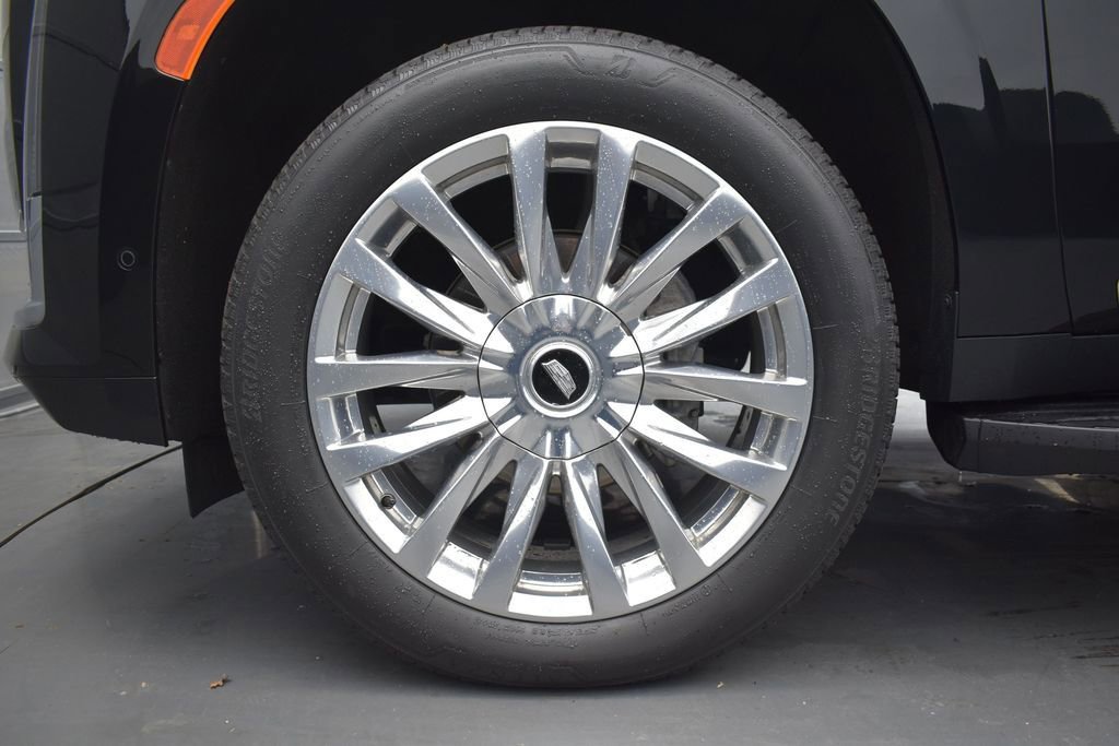 Used 2022 Cadillac Escalade Premium Luxury AWD/4WD image 8