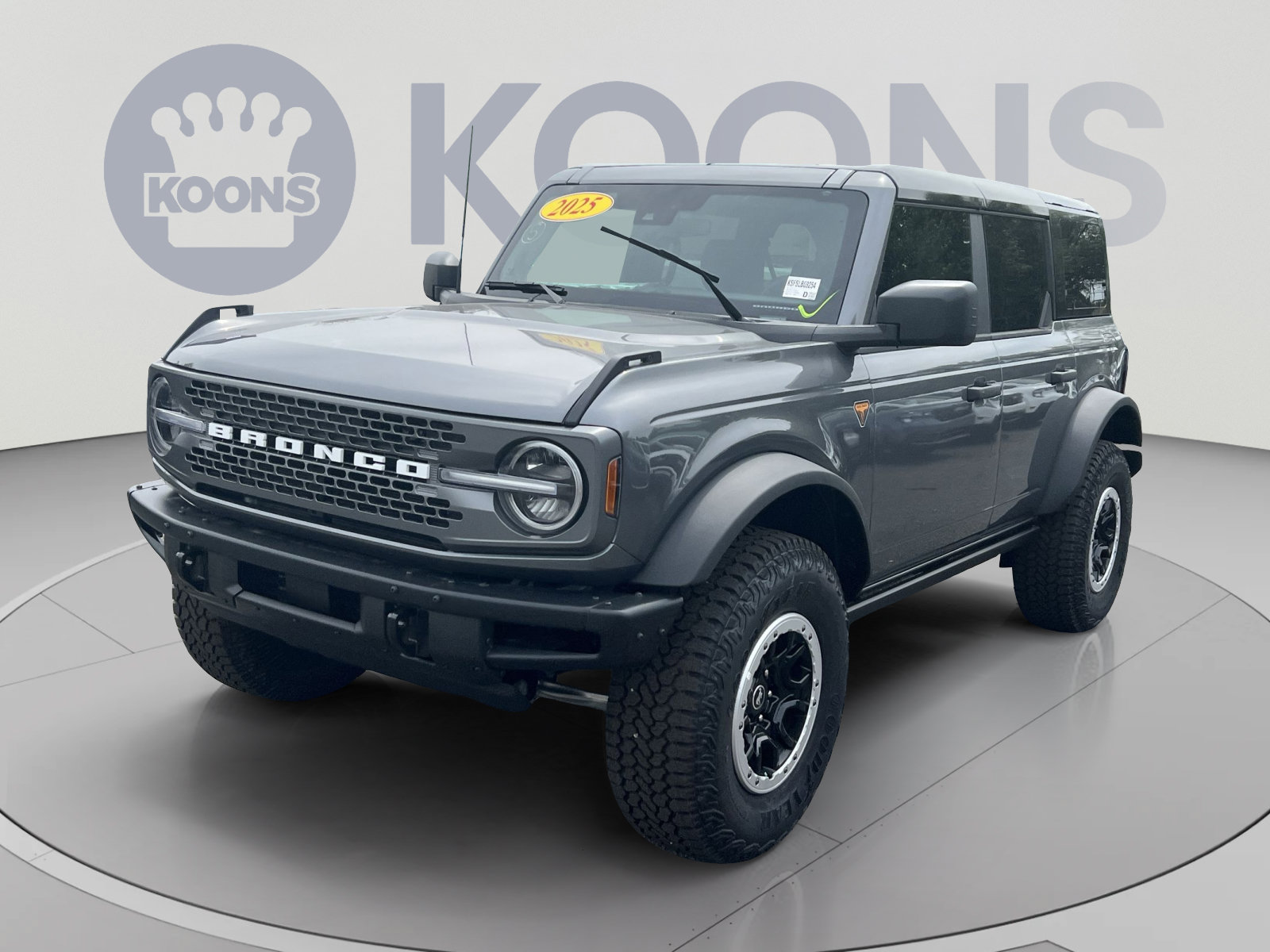 New 2025 Ford Bronco Badlands w/ Sasquatch Package AWD/4WD image 1