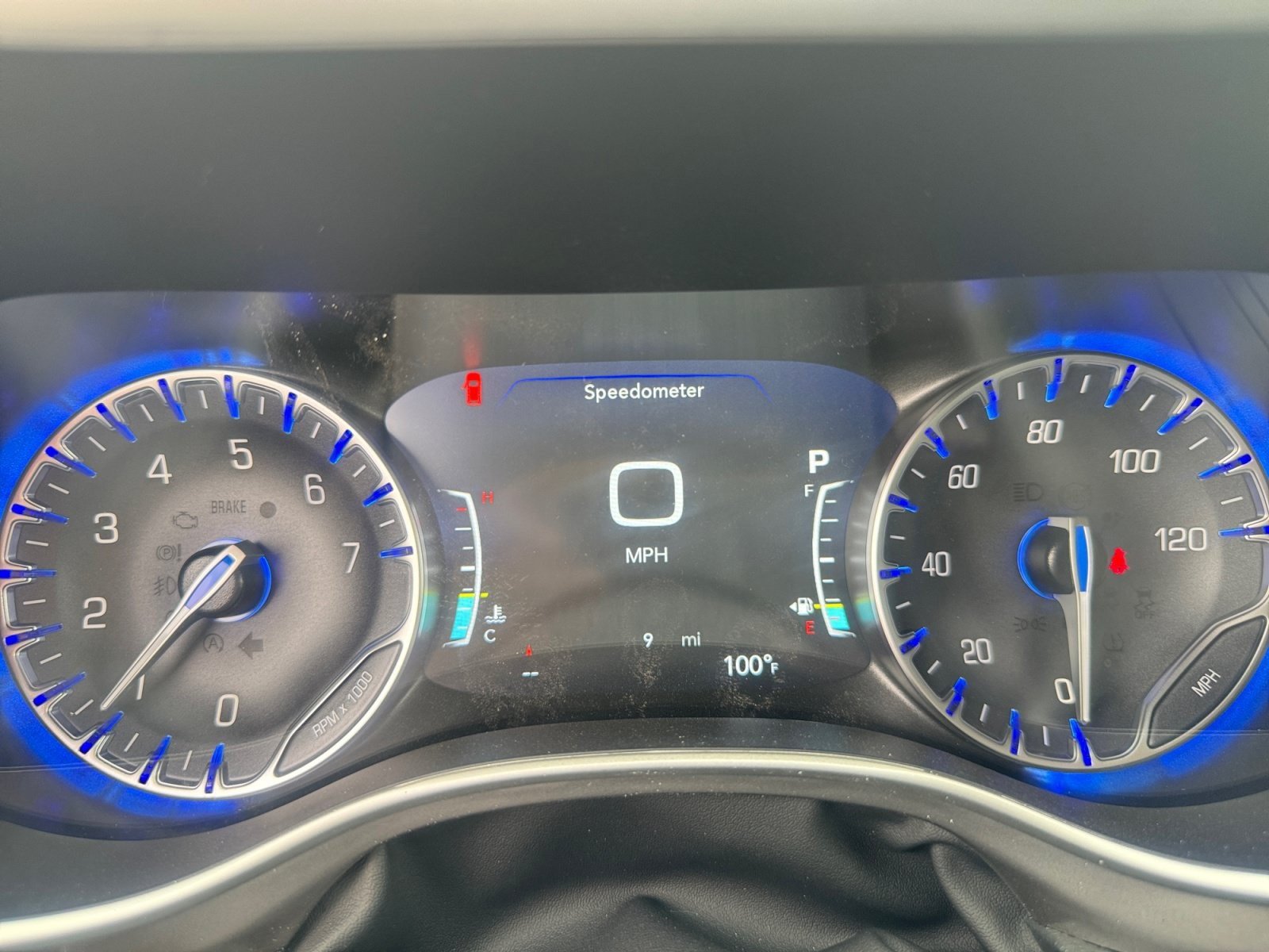 New 2026 Chrysler Voyager LX FWD image 11