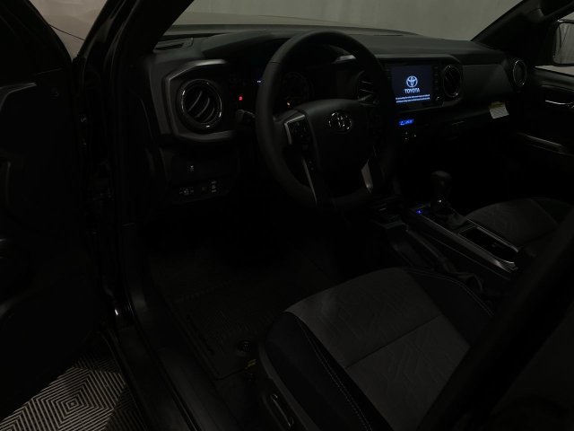 Used 2023 Toyota Tacoma TRD Off-Road AWD/4WD image 14