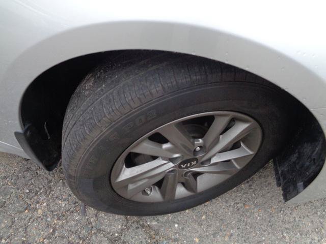 Used 2020 Kia Optima LX FWD image 21