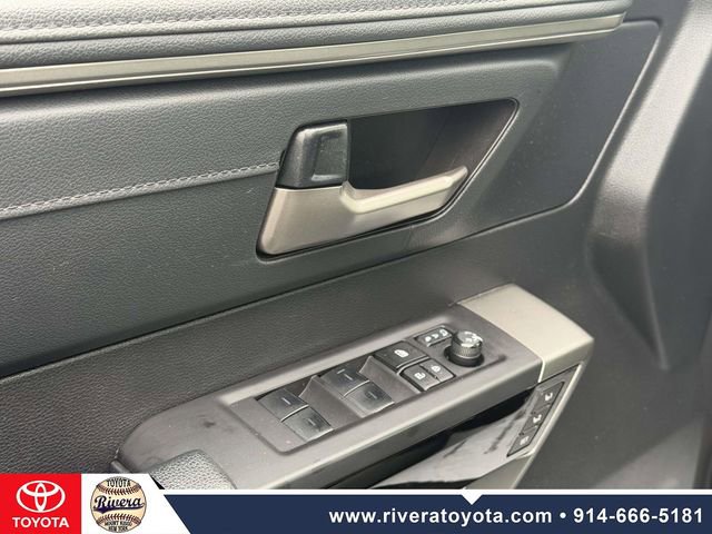 Used 2023 Toyota Tundra Limited image 11