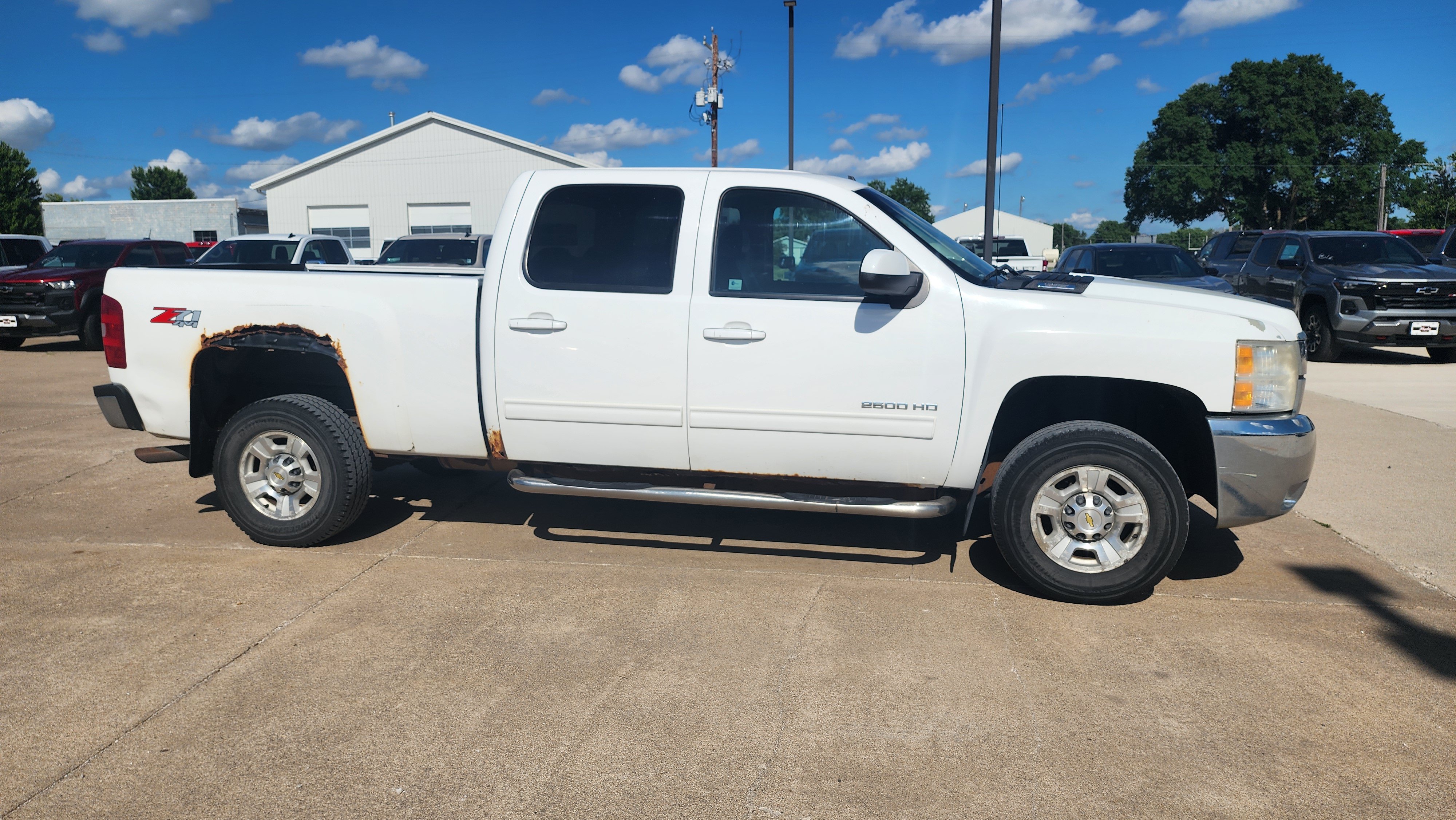 Used 2010 Chevrolet Silverado 2500 LTZ w/ LTZ Plus Package AWD/4WD image 4