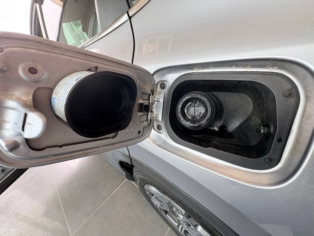 Used 2017 Honda CR-V EX-L image 18