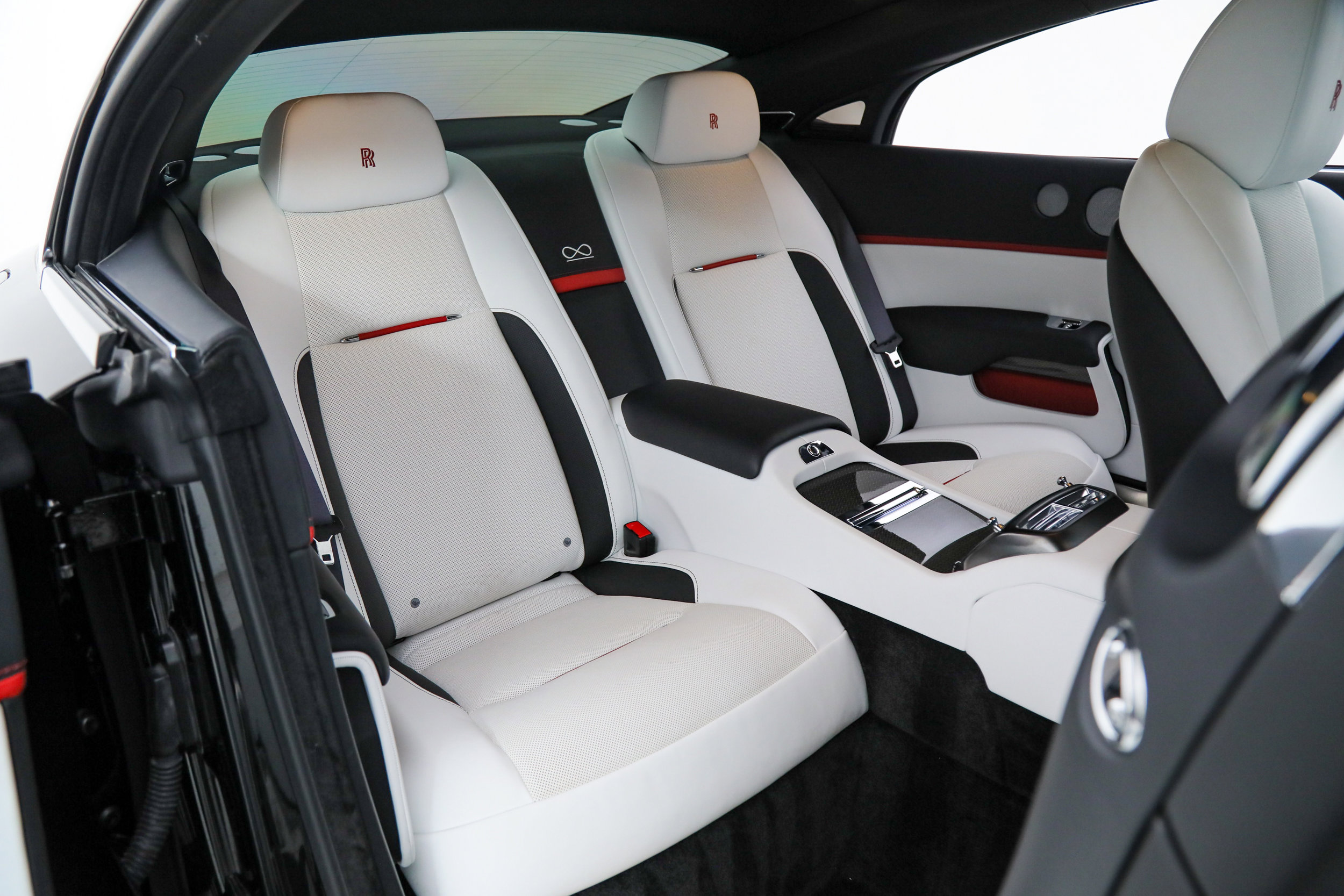 Used 2021 Rolls-Royce Wraith RWD image 28