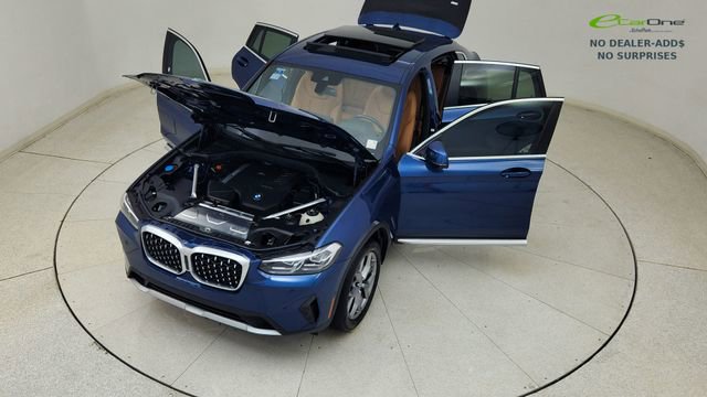Used 2025 BMW X4 xDrive30i AWD/4WD image 88