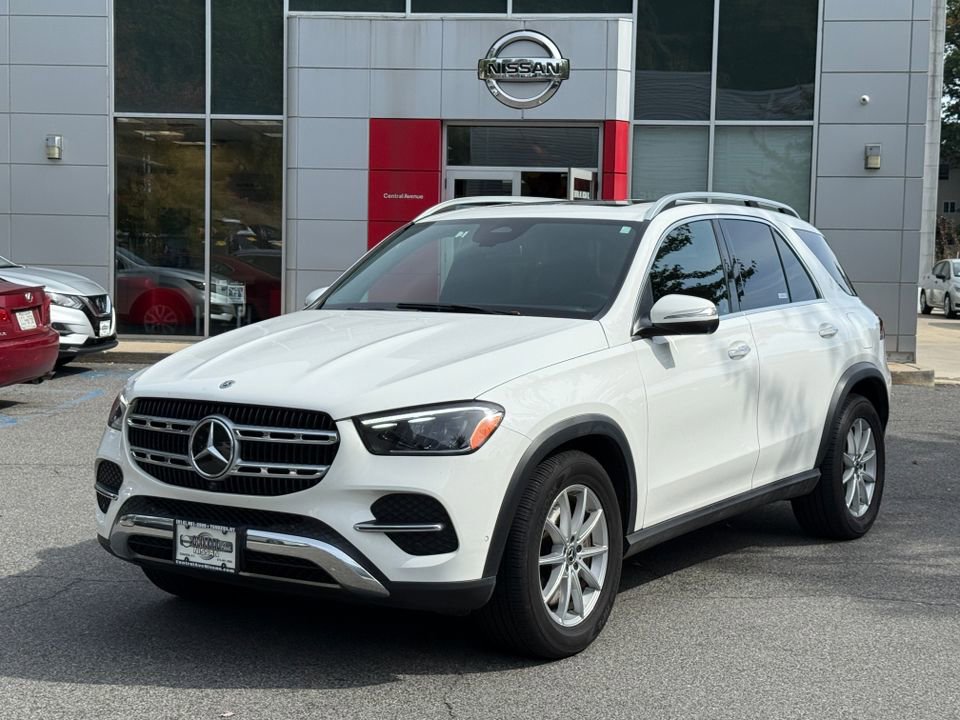 Used 2024 Mercedes-Benz GLE 450e 4MATIC image 1