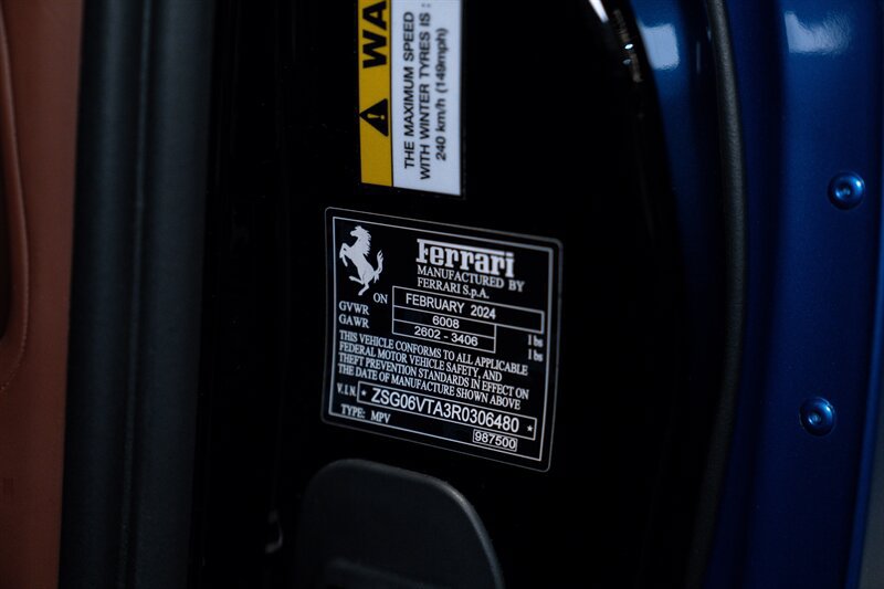 Used 2024 Ferrari Purosangue AWD/4WD image 36