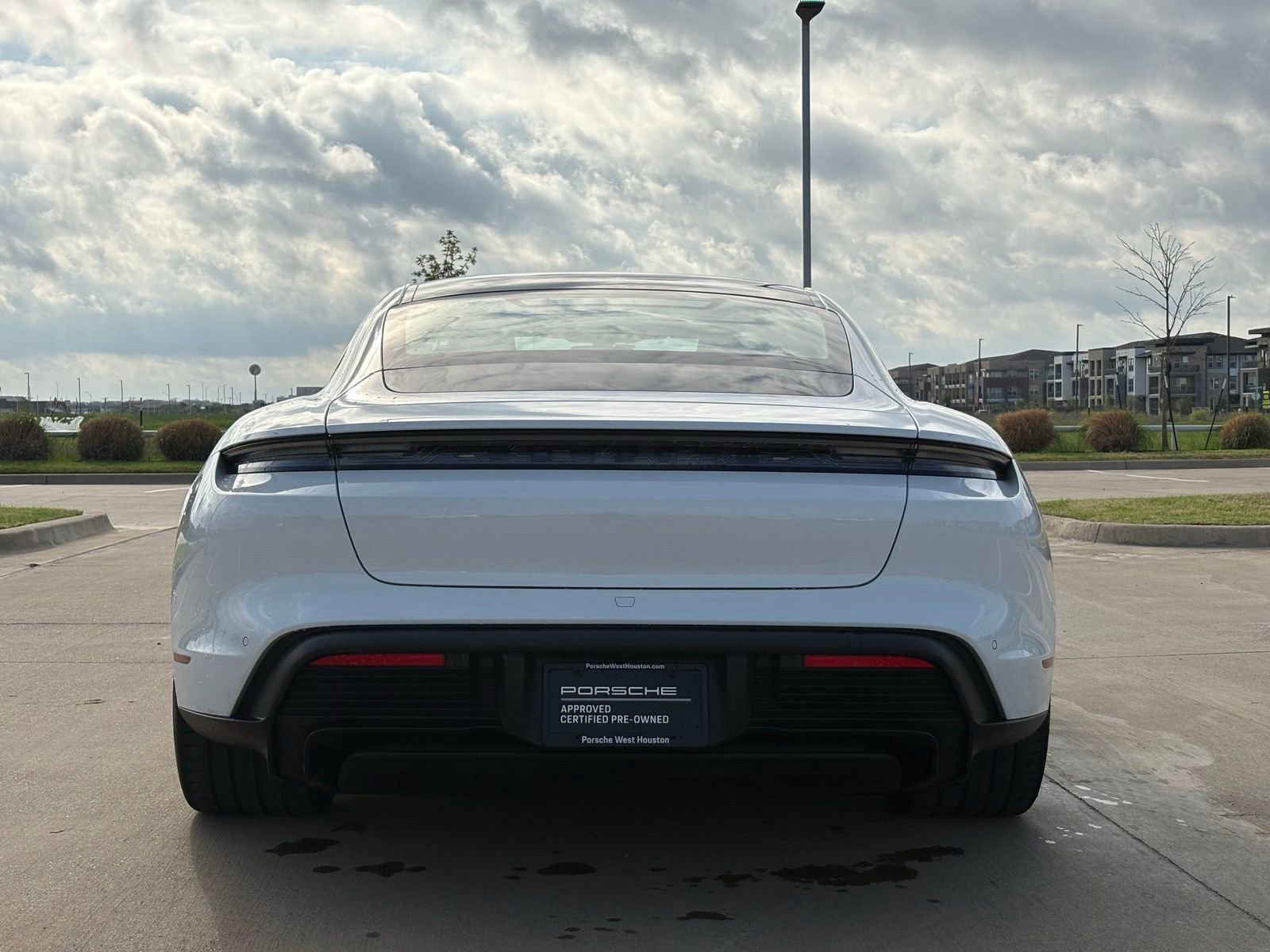 Used 2023 Porsche Taycan GTS image 6