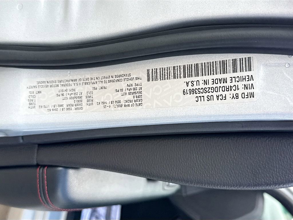 Used 2025 Dodge Durango GT AWD/4WD image 37