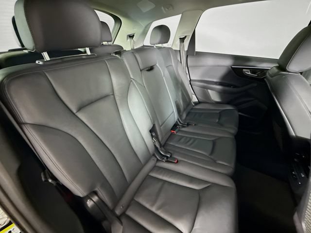 Used 2024 Audi Q7 3.0T Premium Plus AWD/4WD image 34