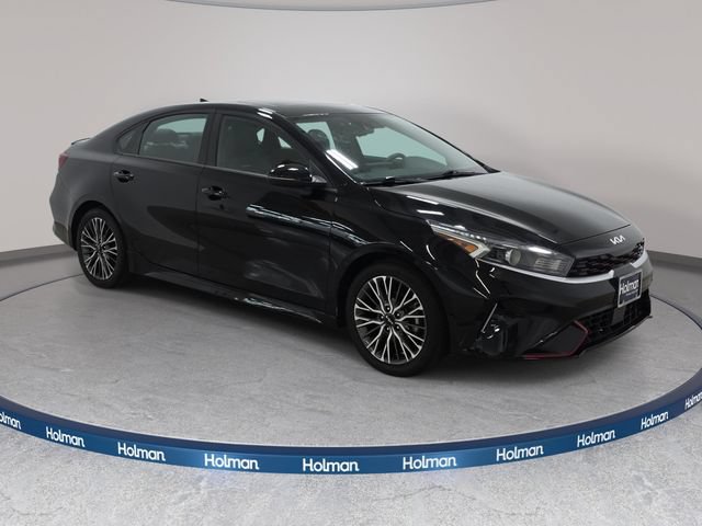 Used 2024 Kia Forte GT-Line w/ GT-Line Premium Package FWD image 4