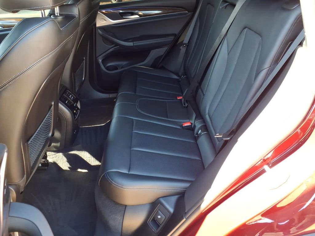 Used 2023 BMW X3 sDrive30i w/ Premium Package image 16