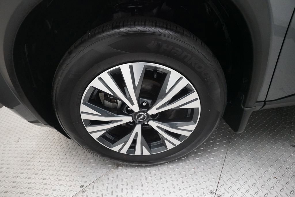 Certified 2023 Nissan Rogue SV image 26