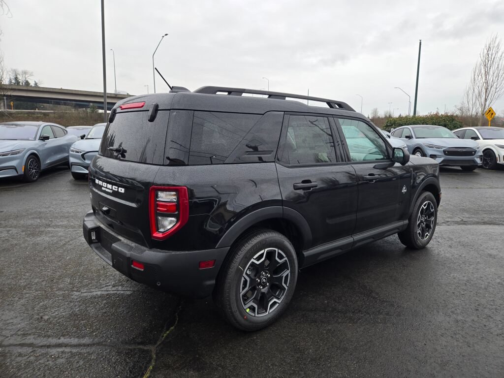 New 2026 Ford Bronco Sport Outer Banks w/ Outer Banks Tech Package+ AWD/4WD image 5